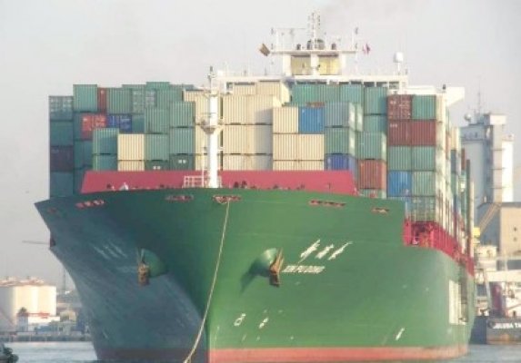 China Shipping îşi upgradează flota de portcontainere de la Marea Neagră